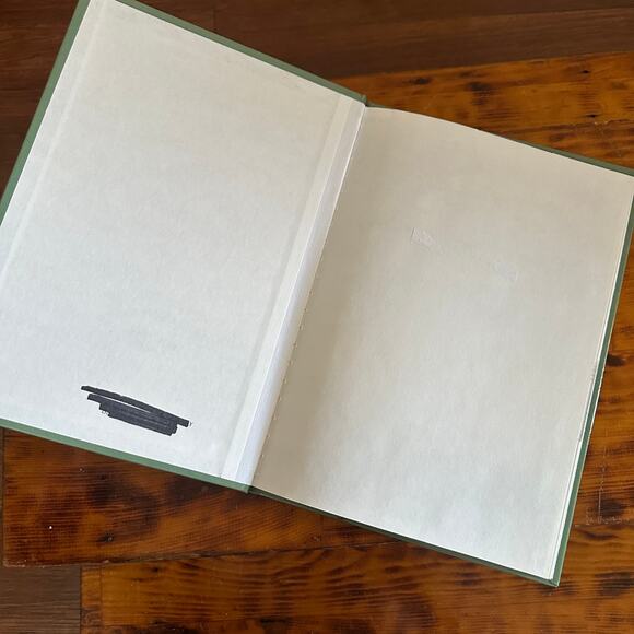 Vintage 1993 The First Strawberries A Cherokee Story Hardcover Book - Picture 2 of 12